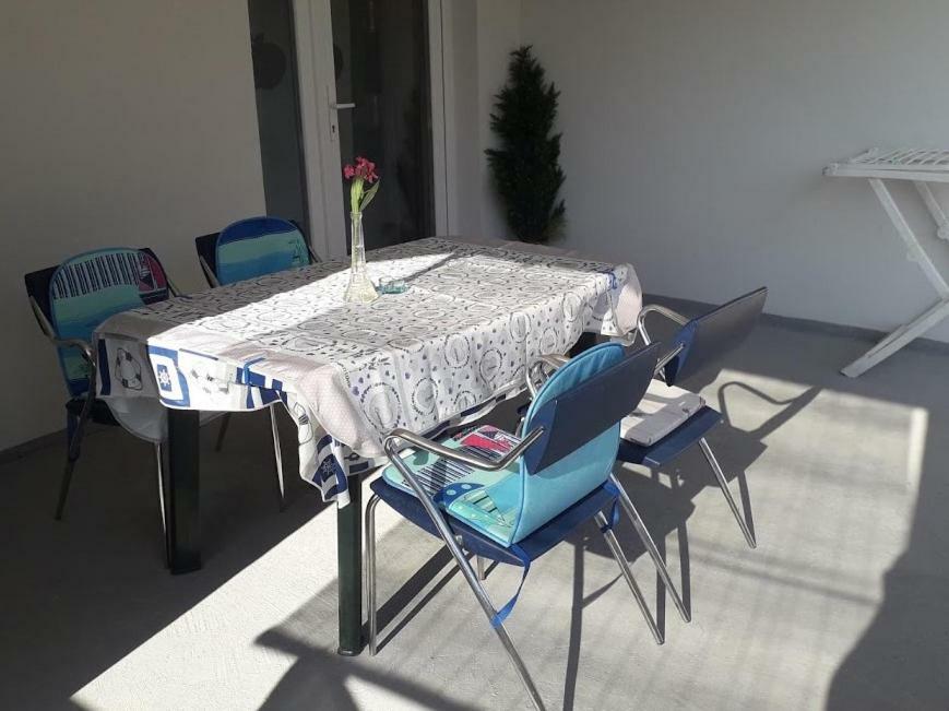 Luciana Apartment Povljana Luaran gambar